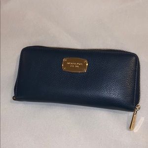 Michael Kors zip around wallet